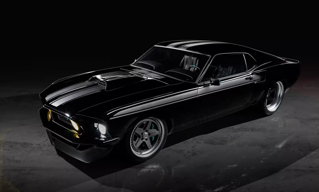 El mejor restomod de un Ford Mustang Fastback se llema Kingpin y lo ha creado Ringbrothers. No hay discusión 6 Motor16 2025 Ringbrother Mustang Mach 1 Kingpin 10 Motor16