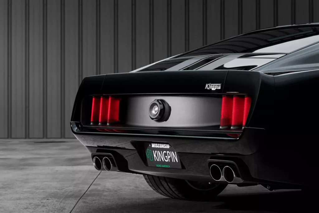 El mejor restomod de un Ford Mustang Fastback se llema Kingpin y lo ha creado Ringbrothers. No hay discusión 4 Motor16 2025 Ford Mustang Ringbrothers Kingpin. Imagen detalle.