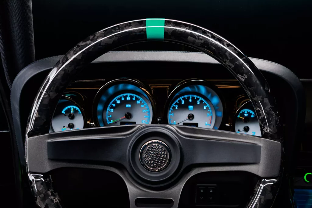 El mejor restomod de un Ford Mustang Fastback se llema Kingpin y lo ha creado Ringbrothers. No hay discusión 31 Motor16 2025 Ringbrother Mustang Mach 1 Kingpin 29 Motor16