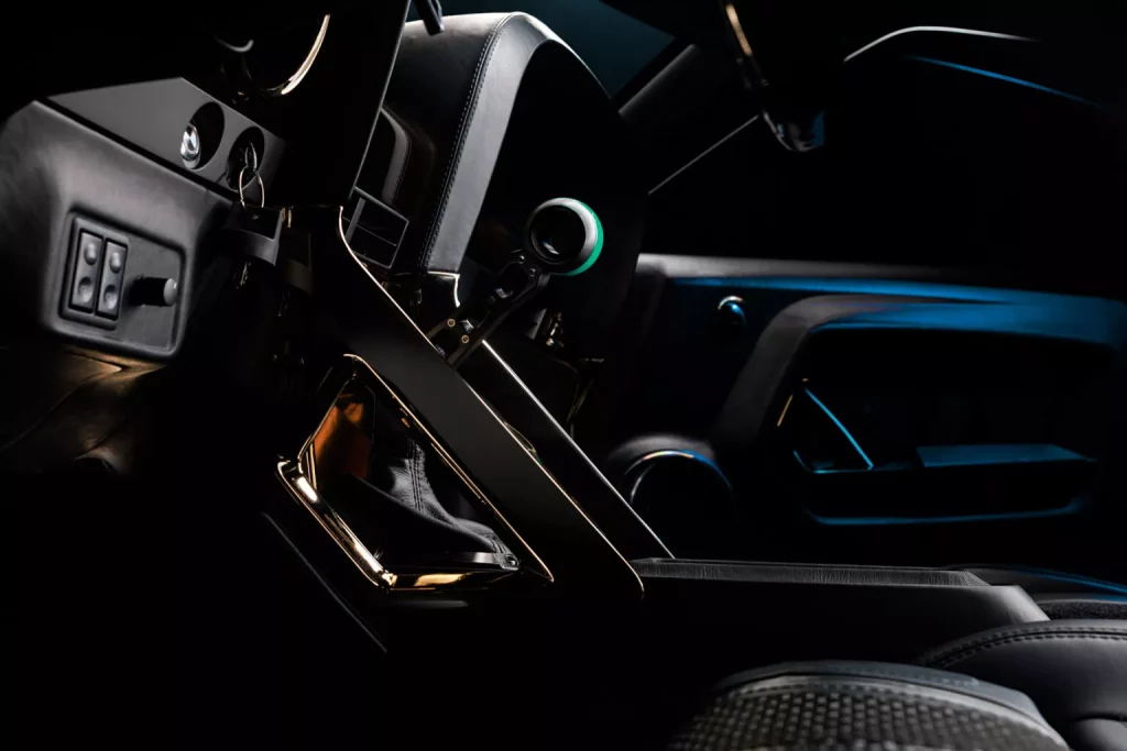 El mejor restomod de un Ford Mustang Fastback se llema Kingpin y lo ha creado Ringbrothers. No hay discusión 36 Motor16 2025 Ringbrother Mustang Mach 1 Kingpin 34 Motor16