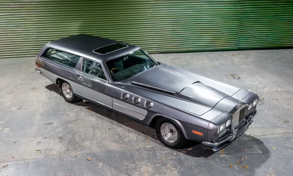 The Beast: El Rolls-Royce 'de palo' que encierra 27 motores 1.0 EcoBoost sale a subasta 6 Motor16 2025 Rolls Royce The Beast V12 1 Motor16