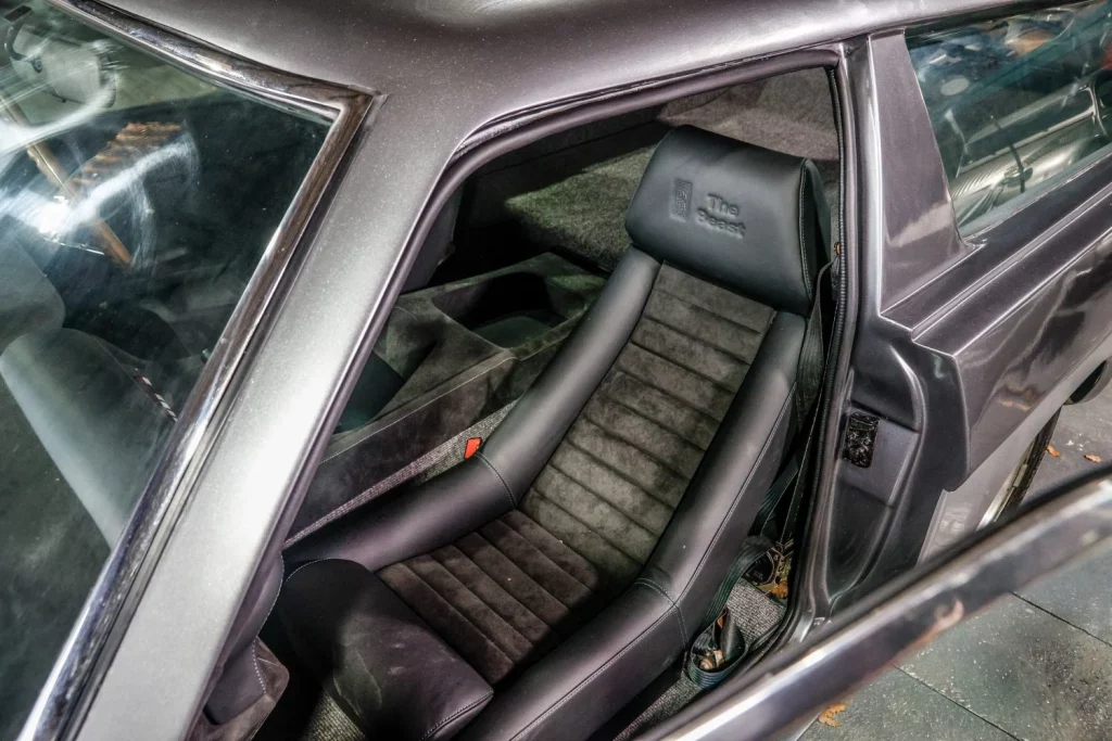 The Beast: El Rolls-Royce 'de palo' que encierra 27 motores 1.0 EcoBoost sale a subasta 19 Motor16 2025 Rolls Royce The Beast V12 15 Motor16