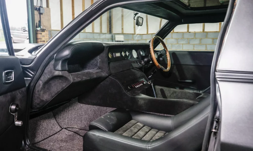 The Beast: El Rolls-Royce 'de palo' que encierra 27 motores 1.0 EcoBoost sale a subasta 16 Motor16 2025 Rolls Royce The Beast V12 4 Motor16