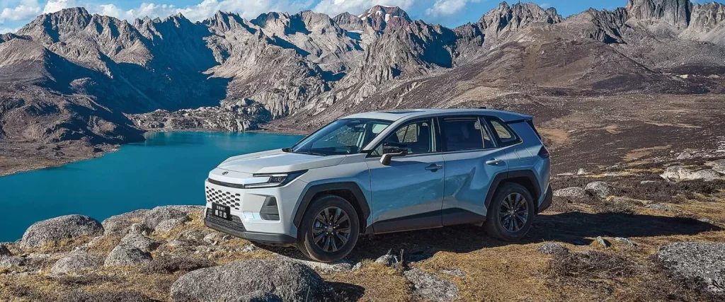 Los Toyota RAV4 que se venden en China molan más y cuestan como un Aygo 5 Motor16 2025 Toyota GAC Wildlander 1 Motor16