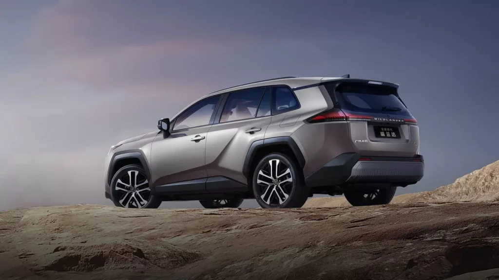 Los Toyota RAV4 que se venden en China molan más y cuestan como un Aygo 13 Motor16 2025 Toyota GAC Wildlander 11 Motor16
