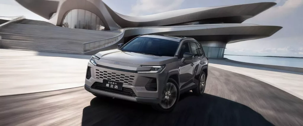 Los Toyota RAV4 que se venden en China molan más y cuestan como un Aygo 8 Motor16 2025 Toyota GAC Wildlander 4 Motor16