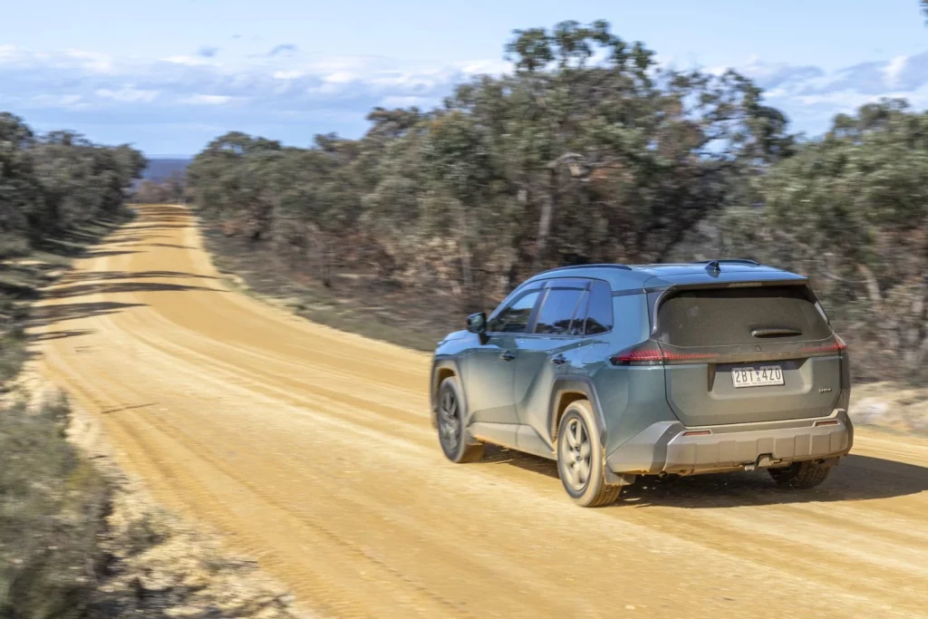 2025 Toyota RAV4 Australia 10 Motor16