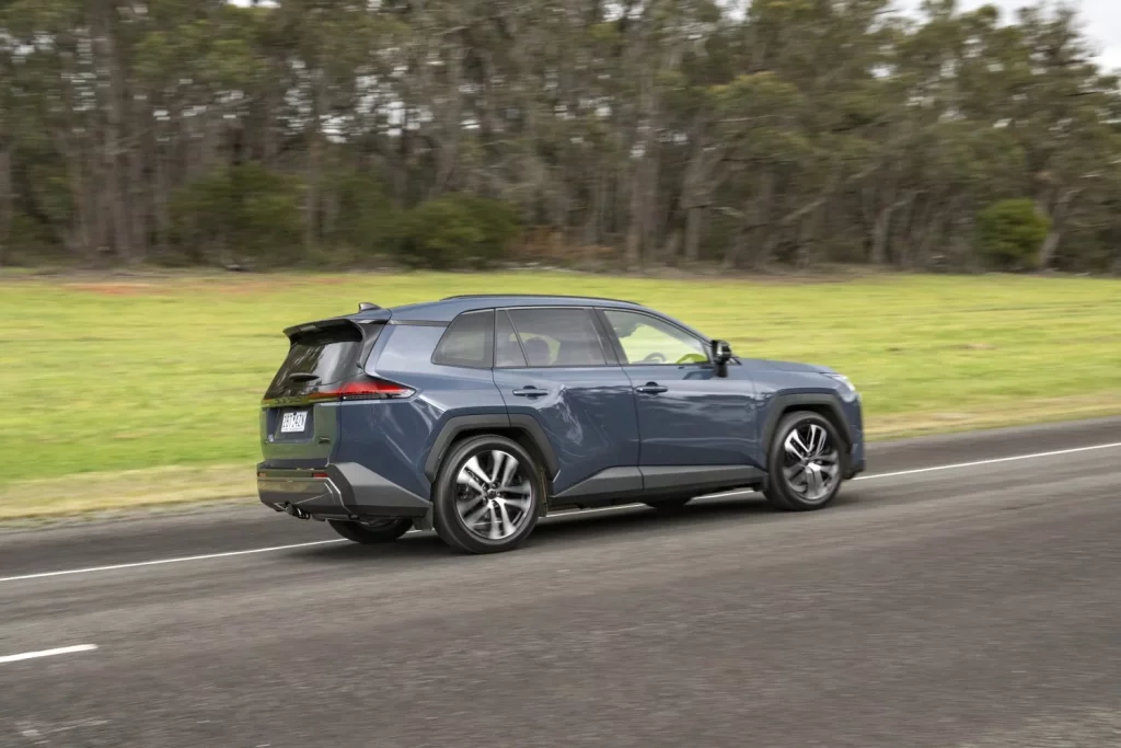 2025 Toyota RAV4 Australia 5 Motor16
