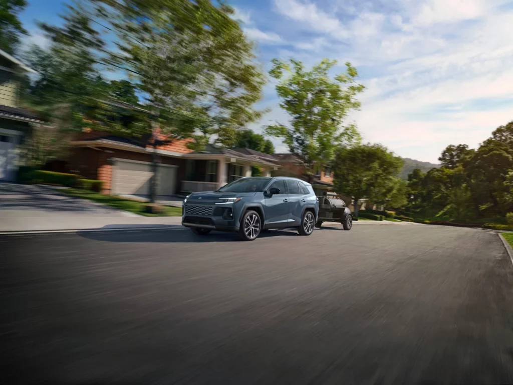 2025 Toyota RAV4 USA 15 Motor16