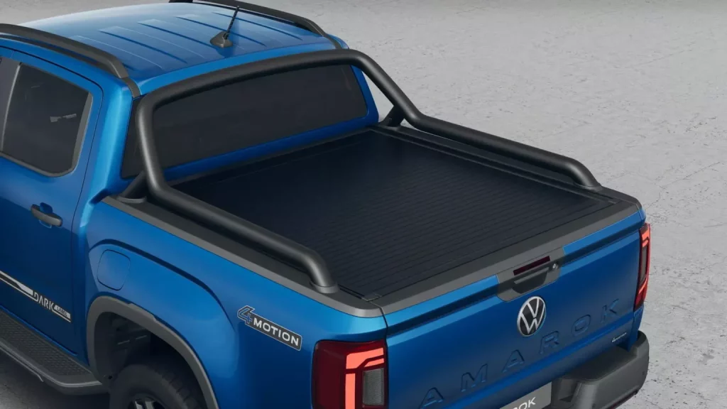 Dark Label: El Volkswagen Amarok saca su lado oscuro y 241 CV a precio de oro 22 Motor16 2025 Volkswagen Amarok Dark Label 19 Motor16