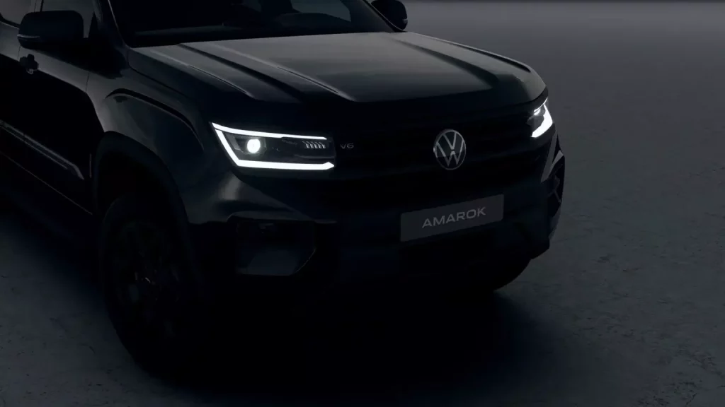 Dark Label: El Volkswagen Amarok saca su lado oscuro y 241 CV a precio de oro 19 Motor16 2025 Volkswagen Amarok Dark Label 21 Motor16
