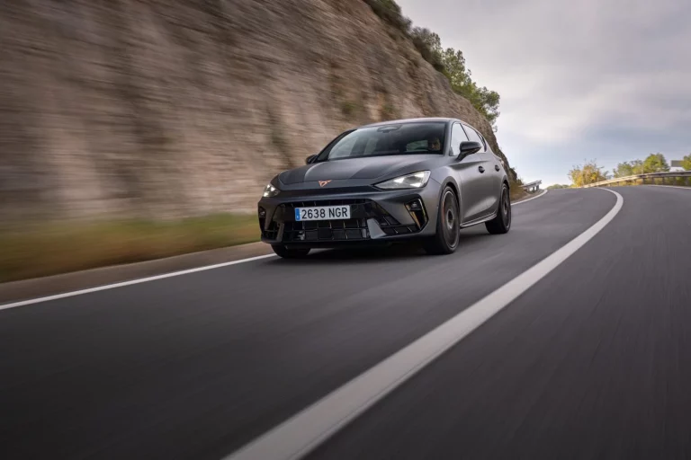 CUPRA León VZ: Un compacto tan emocionante como efectivo