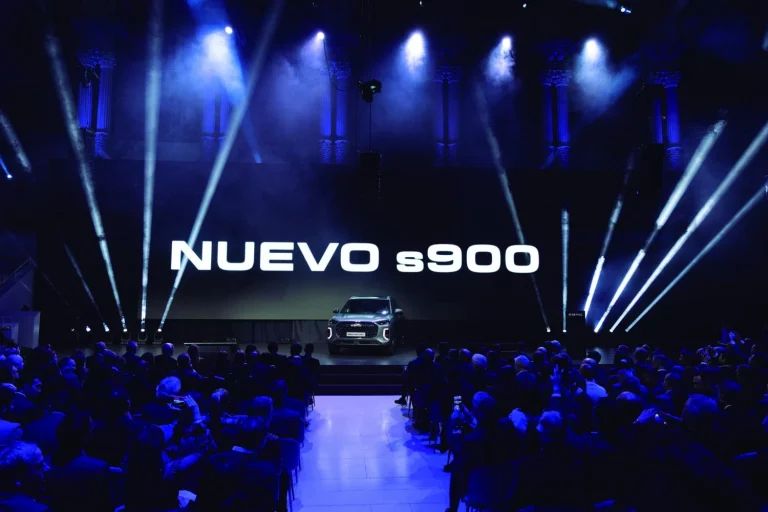 EBRO cumple su primer año fabricando automóviles en Zona Franca de Barcelona