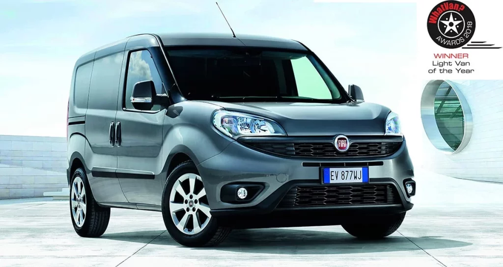 Doblò: La incombustible herramienta de Fiat Professional cumple 25 años de historia 3 Motor16 2025 Fiat Doblo. 25 años. Imagen segunda generación.