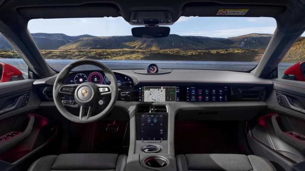 2025 Porsche Taycan. Recarga. Imagen interior.