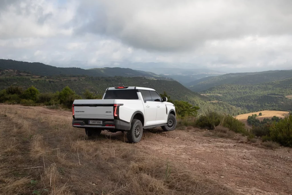 2025 Santana Motors. La Gran Aventura. Imagen Santana 400.