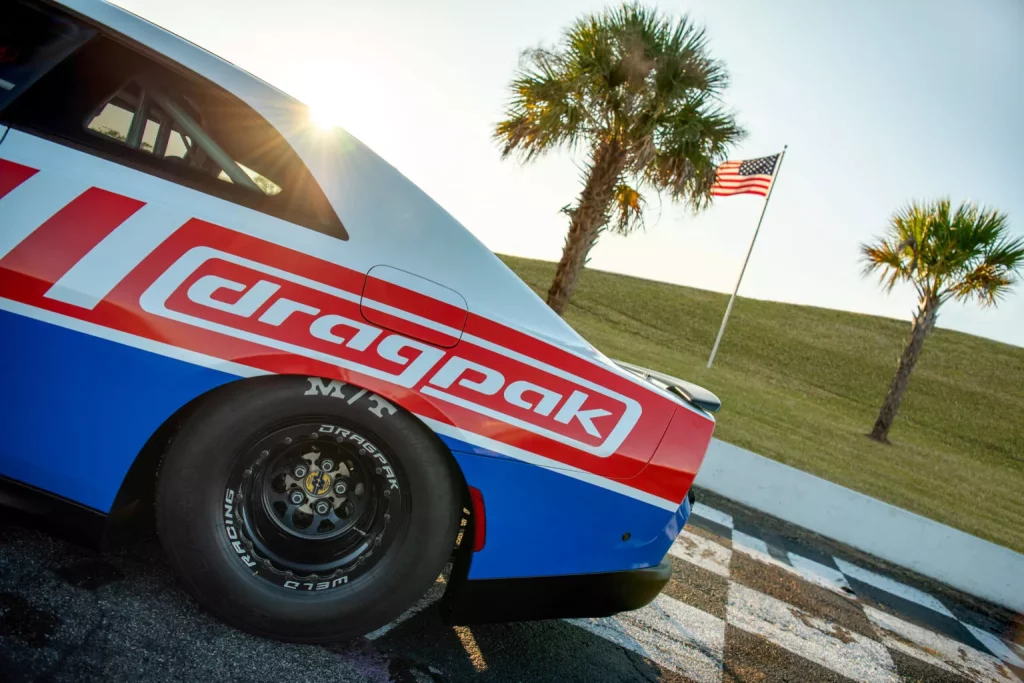 2026 Dodge Charger Hustle Stuff Drag pak 10 Motor16