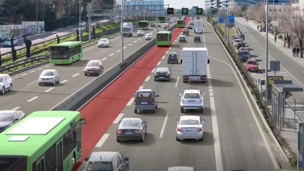 La solución que la DGT quiere poner en práctica para descongestionar el acceso a Madrid por la carretera de Barcelona 2 Motor16 carril bus-vao a-2