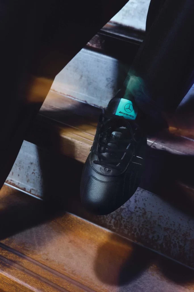 ADIDAS FORMULA1 MERCEDES AMG PETRONAS LAS VEGAS10 Motor16