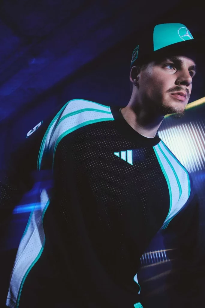 ADIDAS FORMULA1 MERCEDES AMG PETRONAS LAS VEGAS12 Motor16