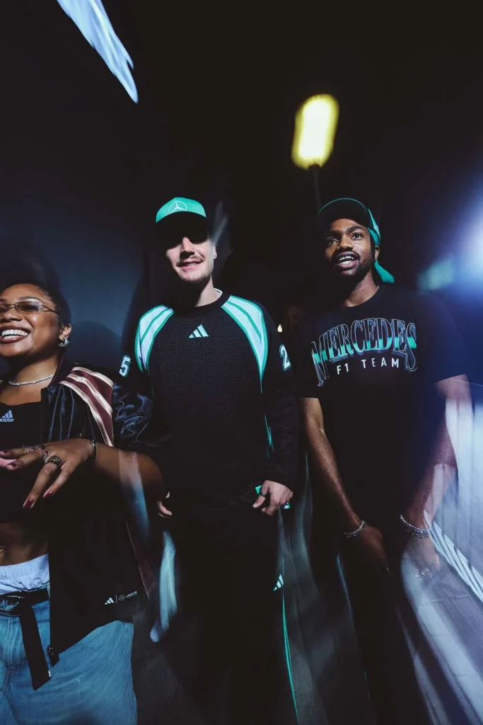 ADIDAS FORMULA1 MERCEDES AMG PETRONAS LAS VEGAS4 Motor16