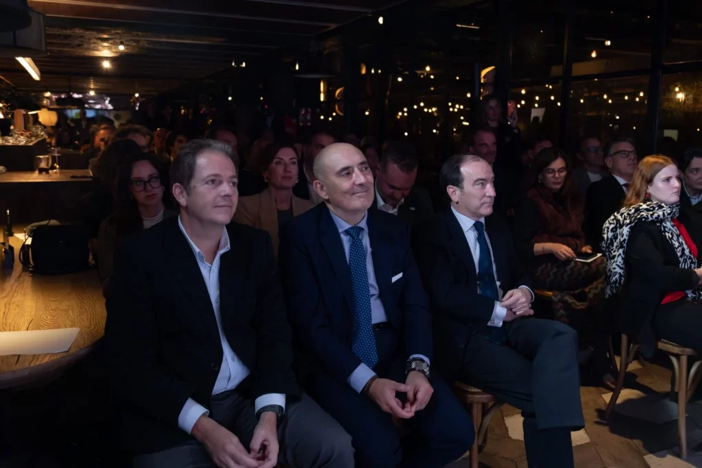 Alejandro Suarez Ricardo Ducazcal y Borja Carabante. Premios Motor 16 24 Motor16