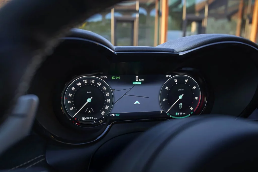 Ya puedes pedir el nuevo Alfa Romeo Tonale. Así es su gama 11 Motor16 Alfa Romeo Tonale 2025 20 Motor16