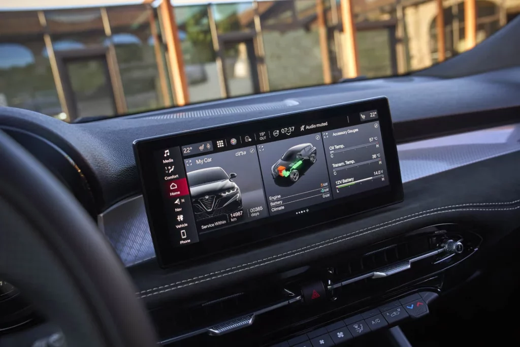 Ya puedes pedir el nuevo Alfa Romeo Tonale. Así es su gama 13 Motor16 Alfa Romeo Tonale 2025 22 Motor16