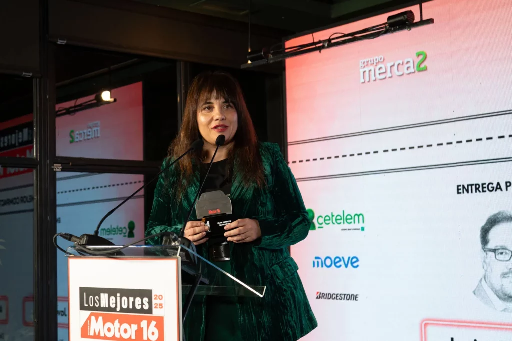 Ana Gema Ortega Peugeot discurso. Premios Motor 16 215 Motor16