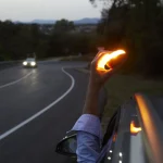 FlashLED: La baliza V16 española que conecta tu coche con la DGT