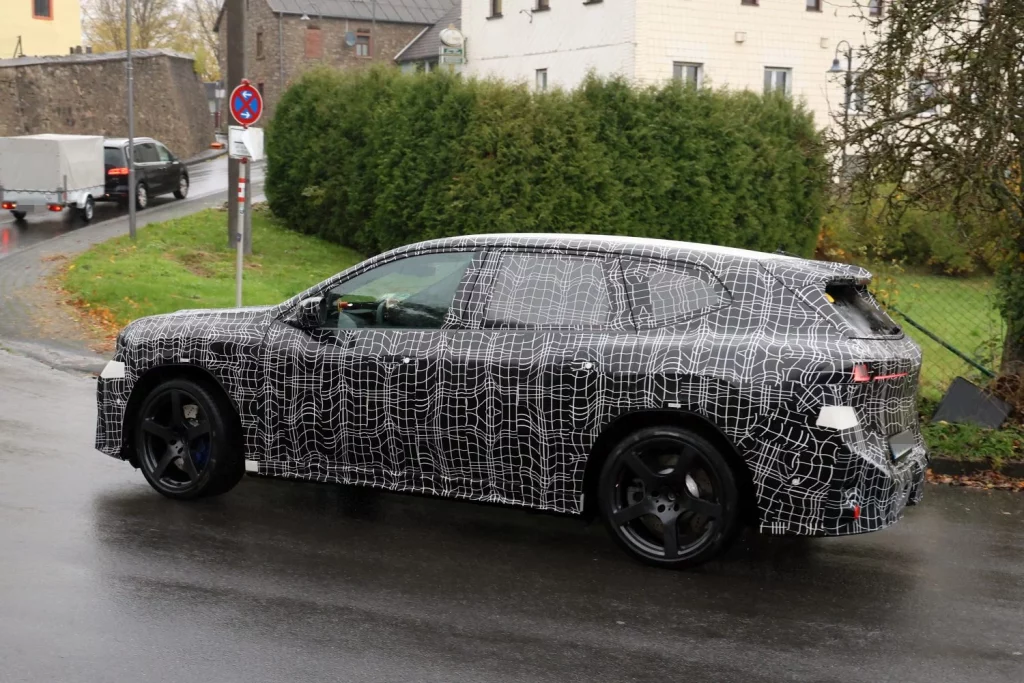 El BMW iX3 M ya está el fase de pruebas 17 Motor16 BMW IX3 M 15 Motor16