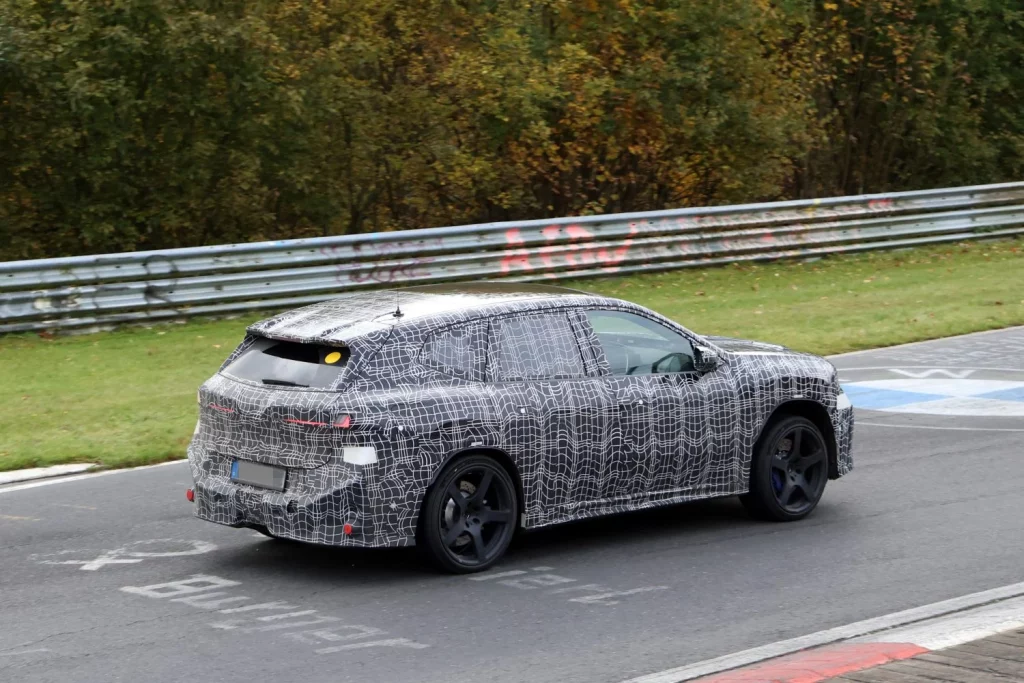 BMW iX3 M: el futuro eléctrico deportivo de M Performance ya rueda en Nürburgring 10 Motor16 BMW IX3 M Nurburgring 10 Motor16