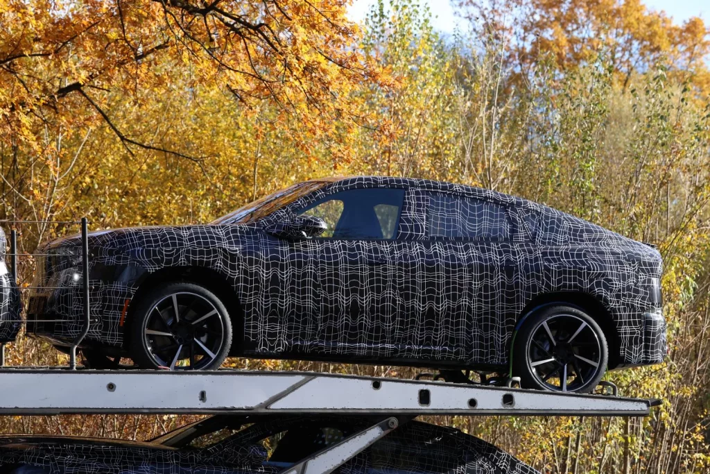 ¡Sorpresa! Contra todo pronóstico, habrá un BMW iX4 12 Motor16 BMW IX4 10 Motor16