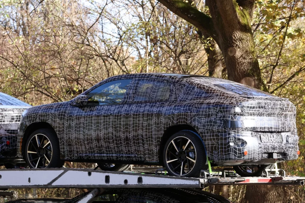 ¡Sorpresa! Contra todo pronóstico, habrá un BMW iX4 19 Motor16 BMW IX4 17 Motor16