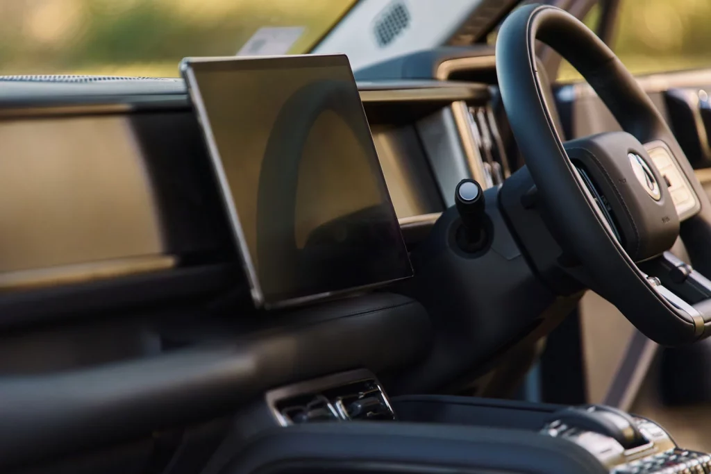 BYD DENZA B5 INTERIOR 23 Motor16