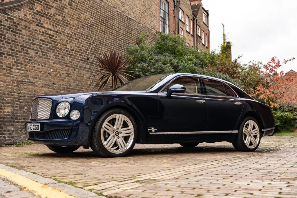 Bentley Mulsanne Dark Sapphire subasta 4 Motor16