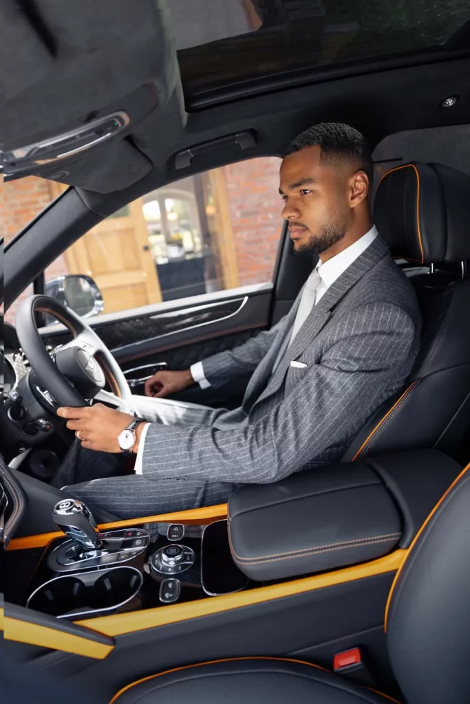 El delantero del Liverpool Cody Gakpo ficha por Bentley: cuando el fútbol de élite se encuentra con el lujo británico 2 Motor16 BentleyNamesCodyGakpo 4 Motor16