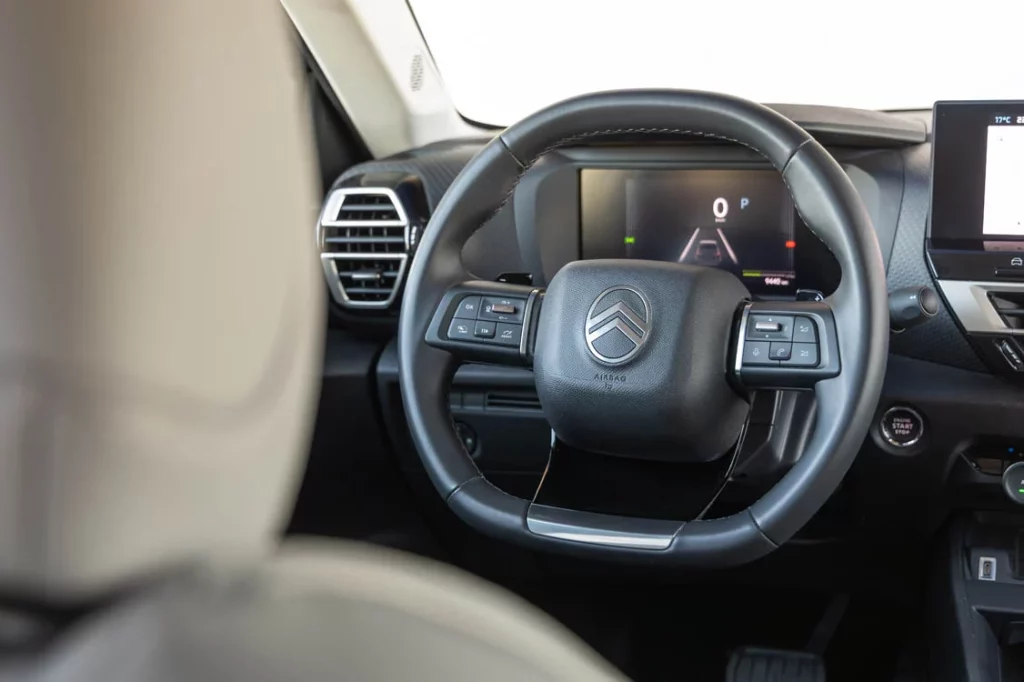 Citroen C4 Hybrid 145 CV e DSC6 21 Motor16