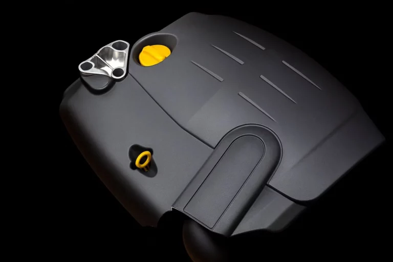 Luis (55), mecánico: «Si el motor de tu coche tiene código AFN, AHU, OM o K9K estás de suerte. Es indestructible»