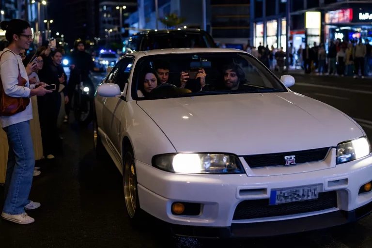 De Fast & Furious a Callao: el deportivo con el que Rosalía llegó a presentar Lux y con el que salió con multa incluida