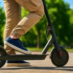 Loly (55), corredor de seguros: «La cuenta atrás para contratar un seguro para tu patinete eléctrico ha comenzado»