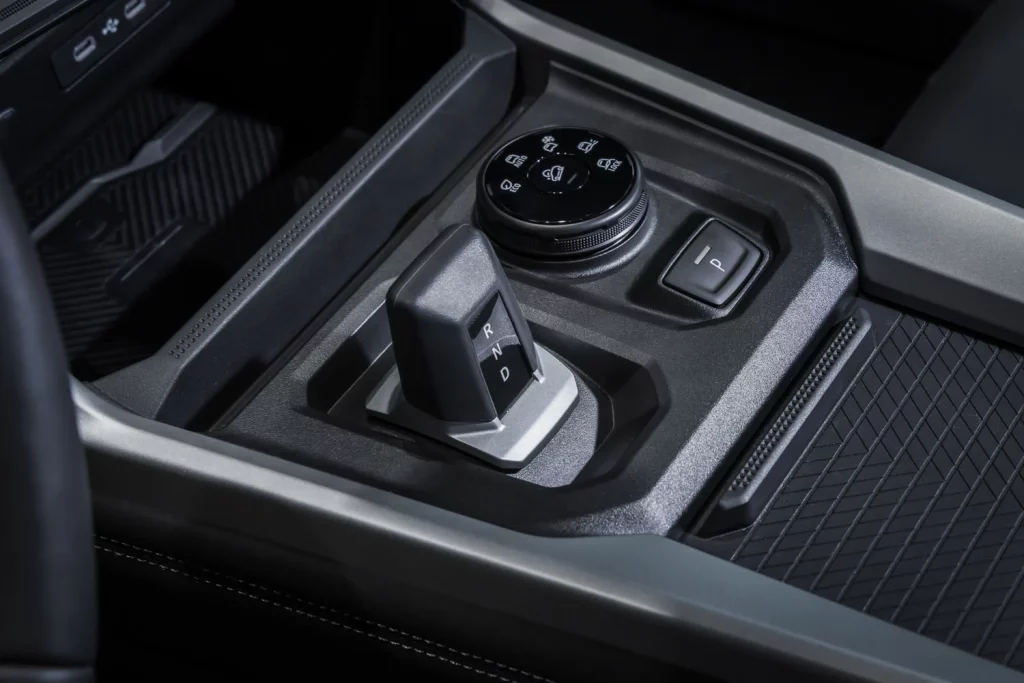 DACIA BIGSTER G HYBRID 155 4X4 11 Motor16