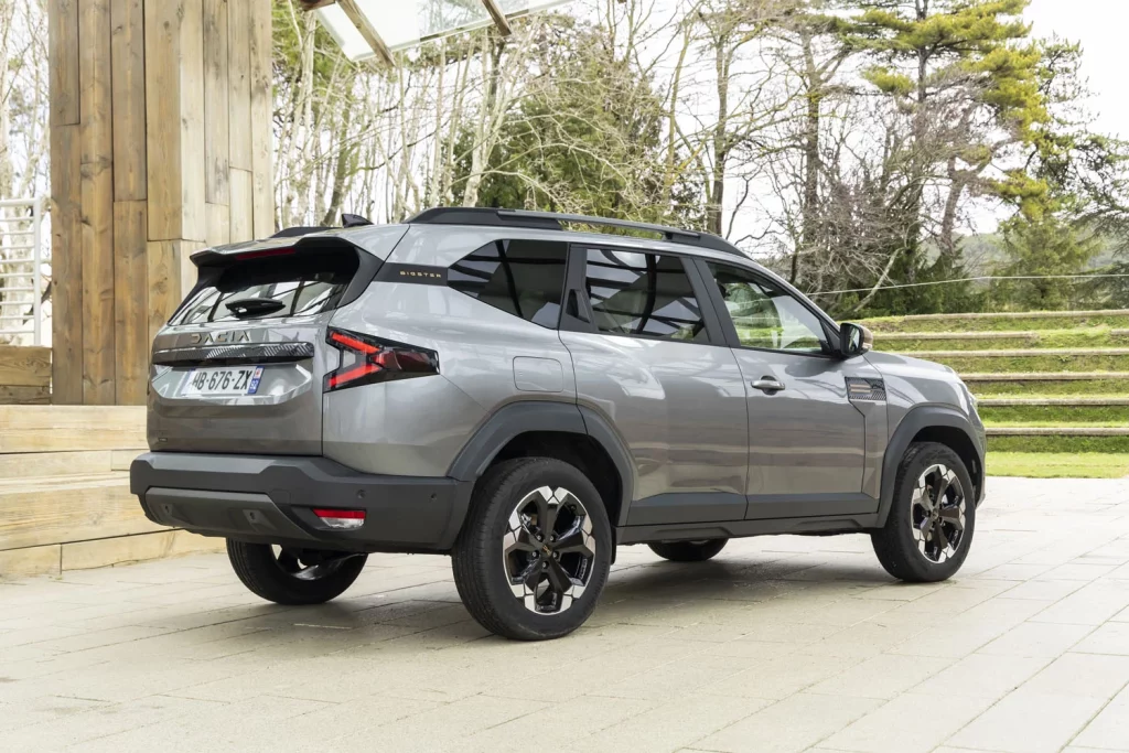 DACIA BIGSTER G HYBRID 155 4X4 15 Motor16