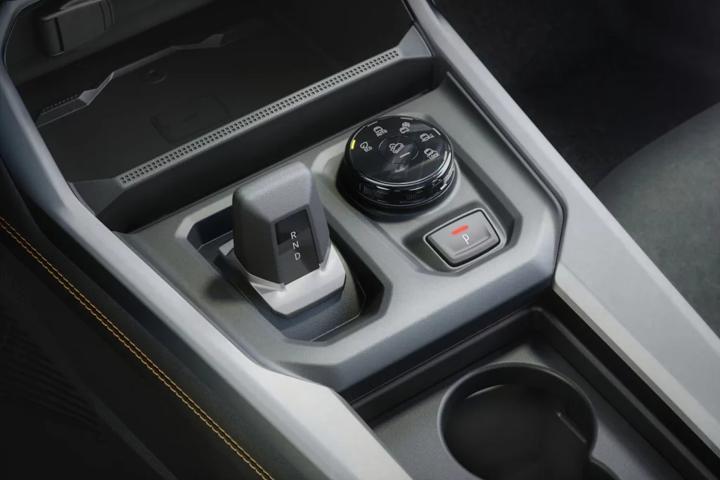 DACIA BIGSTER G HYBRID 155 4X4 20 Motor16