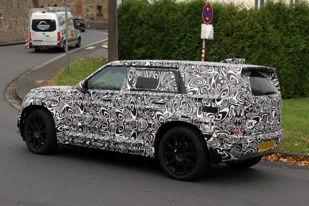 El Defender 80 (o ‘Baby Defender') cada vez está más cerca 14 Motor16 Defender 80 13 Motor16