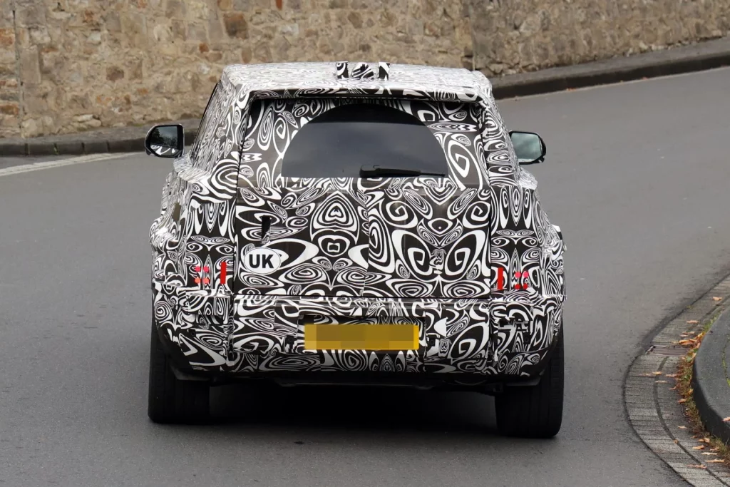 El Defender 80 (o ‘Baby Defender') cada vez está más cerca 19 Motor16 Defender 80 19 Motor16