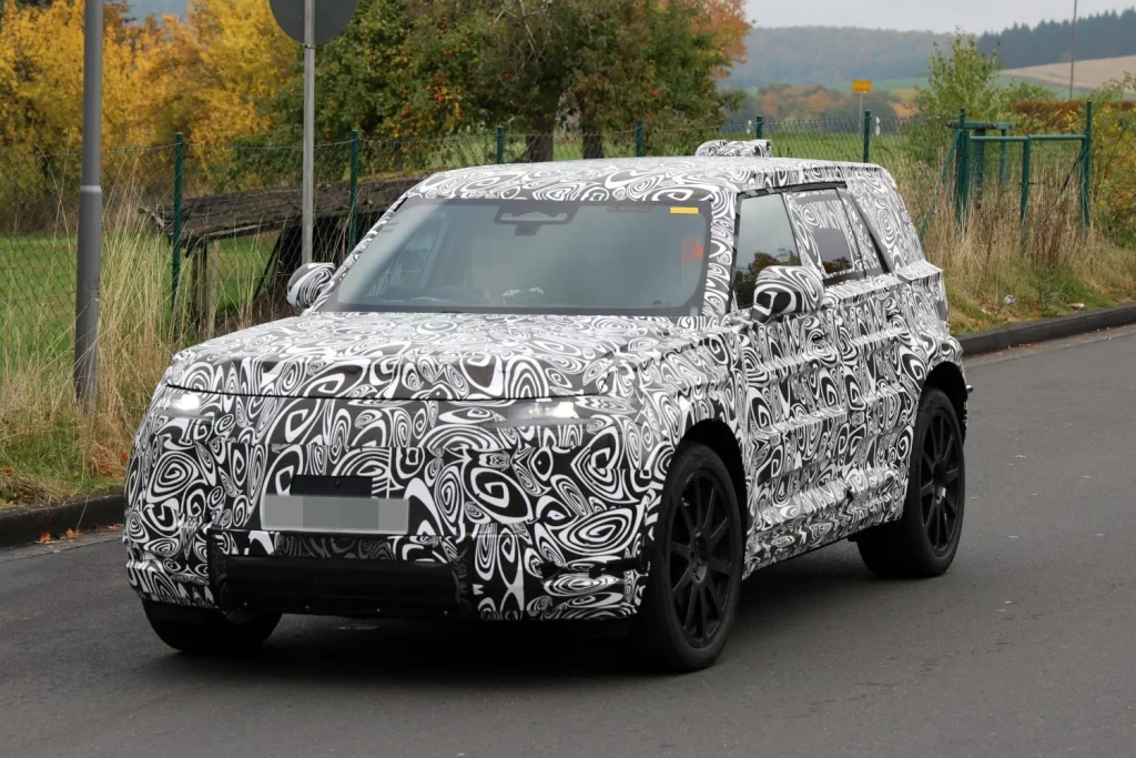 El Defender 80 (o ‘Baby Defender') cada vez está más cerca 6 Motor16 Defender 80 4 Motor16