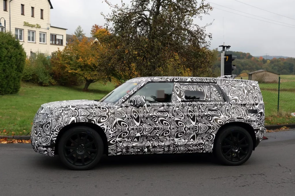 El Defender 80 (o ‘Baby Defender') cada vez está más cerca 10 Motor16 Defender 80 9 Motor16