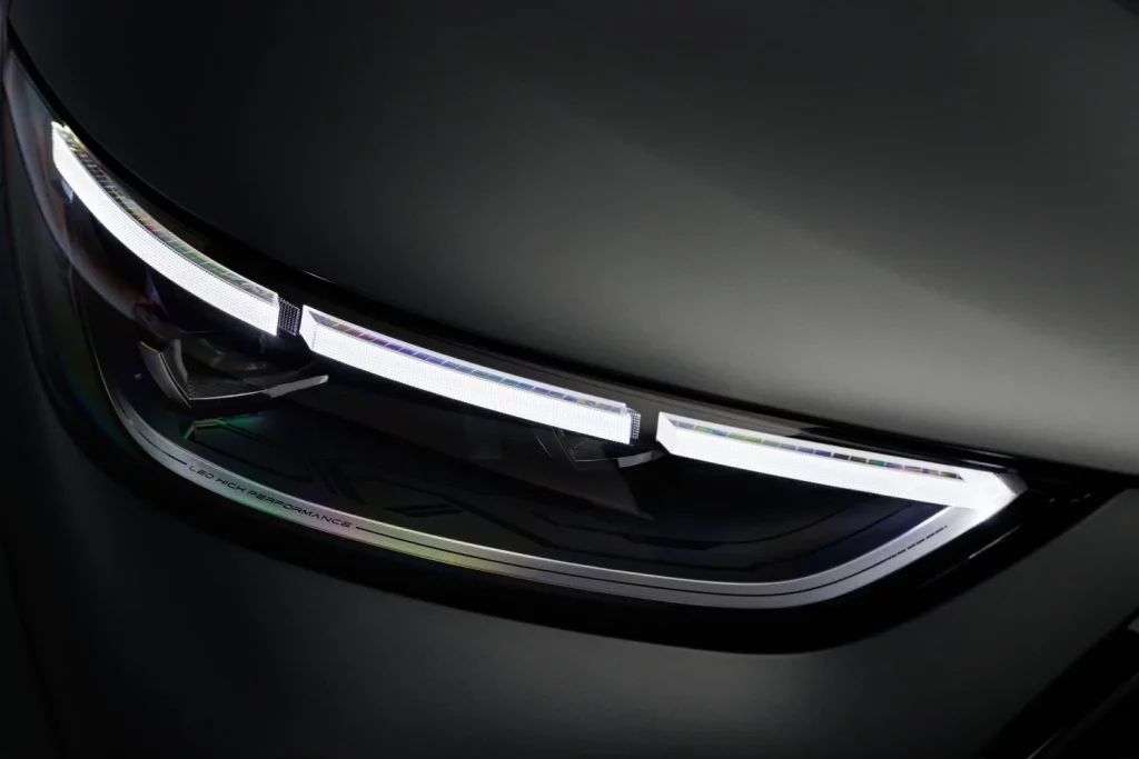 Nuevo EBRO s900 PHEV 4x4: Un peldaño más 15 Motor16 EBRO s900 PHEV 11 Motor16