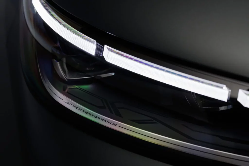 Nuevo EBRO s900 PHEV 4x4: Un peldaño más 16 Motor16 EBRO s900 PHEV 12 Motor16